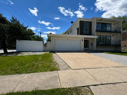 16W611 56th Unit 1, Clarendon Hills, IL 60514