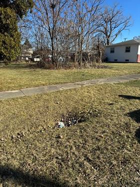 14423 Davis, Blue Island, IL 60406