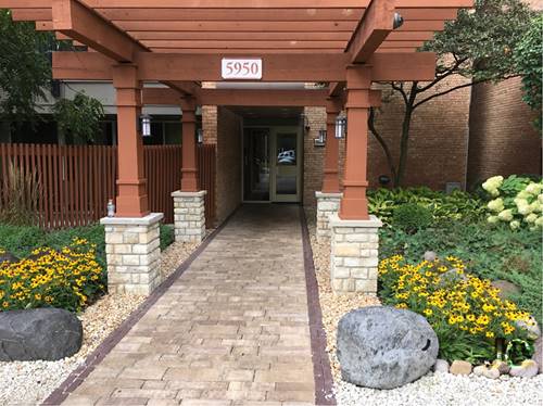 5950 Oakwood Unit 2G, Lisle, IL 60532