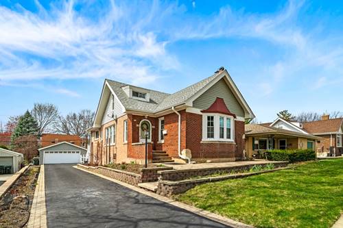 158 S Benton, Palatine, IL 60067