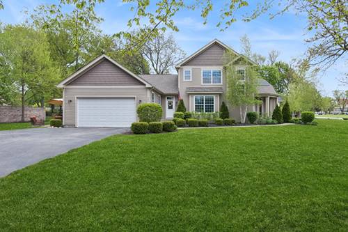 664 Country Club, Crystal Lake, IL 60014