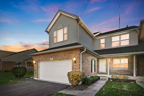 737 W St Johns, Addison, IL 60101