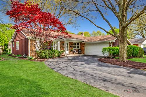 1407 N Douglas, Arlington Heights, IL 60004