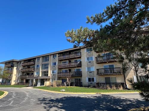 2218 S Goebbert Unit 393, Arlington Heights, IL 60005