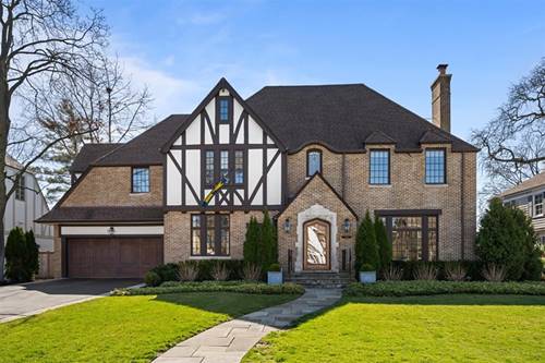 562 Earlston, Kenilworth, IL 60043