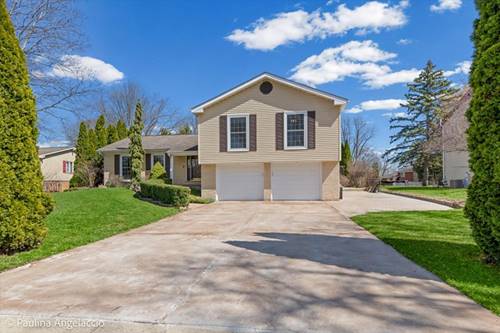 649 Greenbrier, Crystal Lake, IL 60014