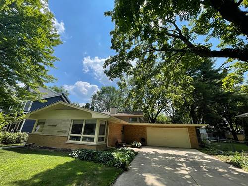 220 Elmwood, Naperville, IL 60540