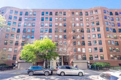 711 W Gordon Unit 810, Chicago, IL 60613