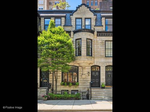 37 E Elm, Chicago, IL 60611