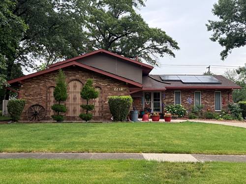 2219 Fiesta, Joliet, IL 60432