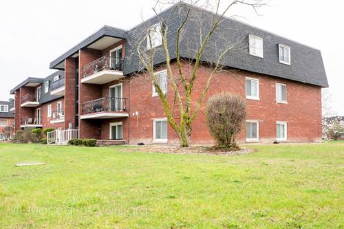 17004 Novak Unit T104, Hazel Crest, IL 60429