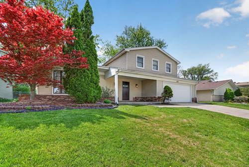 525 Revere, Westmont, IL 60559