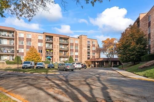 502 W Huntington Commons Unit 339, Mount Prospect, IL 60056