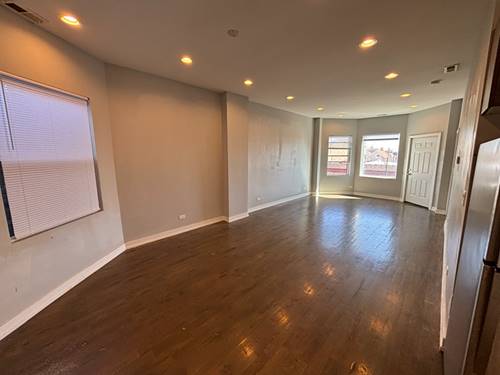 2750 W Cermak Unit 3F, Chicago, IL 60608