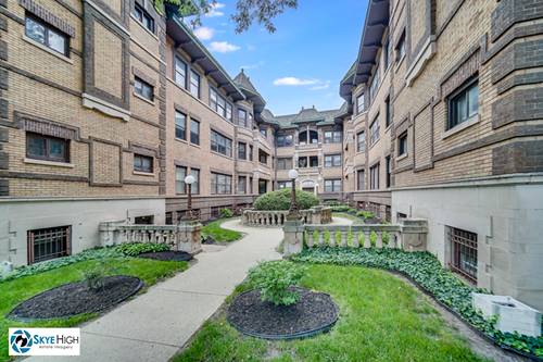 945 E Hyde Park Unit 2, Chicago, IL 60615