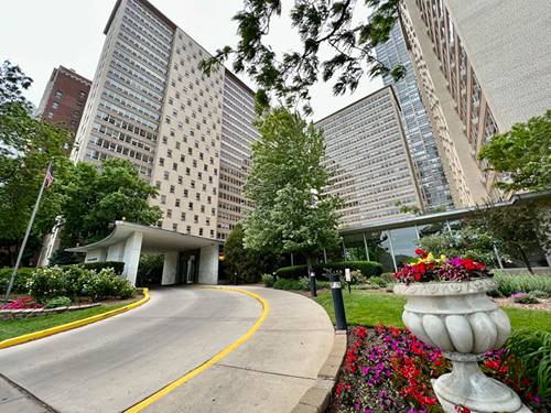 3950 N Lake Shore Unit 1429E, Chicago, IL 60613