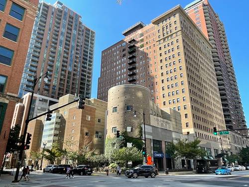 40 E 9th Unit 1604, Chicago, IL 60605