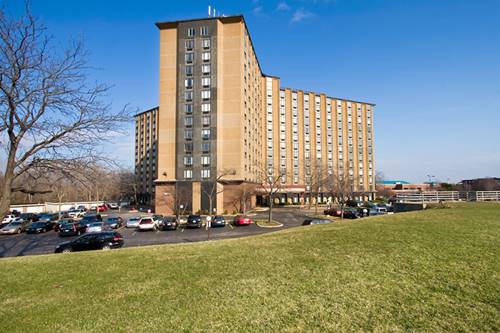 1 Renaissance Unit 112, Palatine, IL 60067
