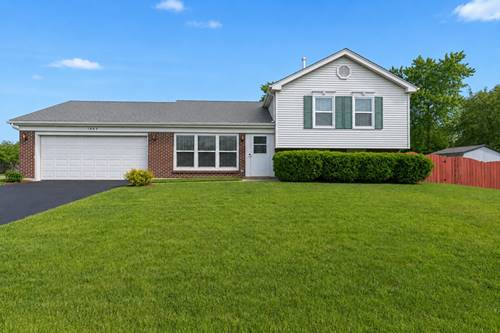 1865 Victor, Hanover Park, IL 60133