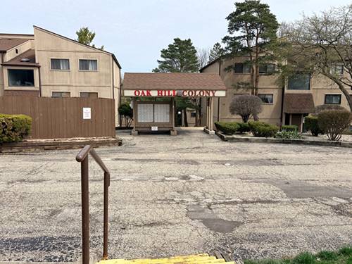 52 Oak Hill Colony Unit 5, Fox Lake, IL 60020