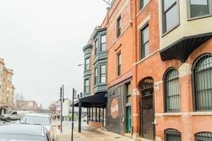 866 W Aldine Unit 3, Chicago, IL 60657