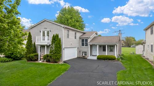 1004 Prairie View, Naperville, IL 60563