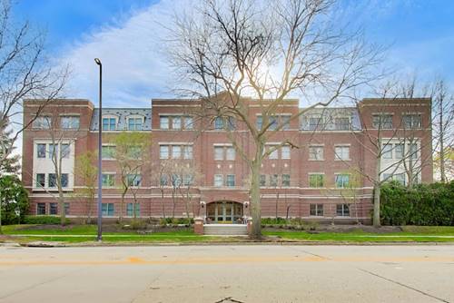1688 Green Bay Unit 404, Highland Park, IL 60035