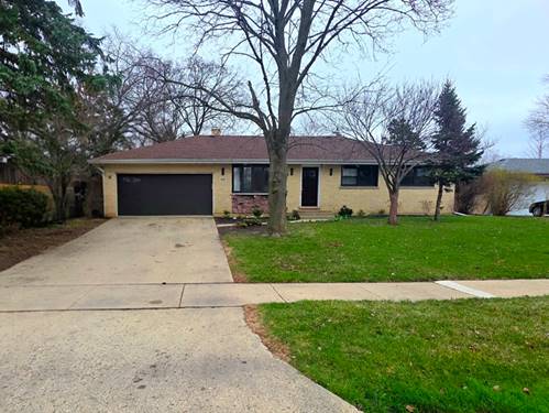 431 Springhill, Roselle, IL 60172