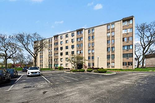 9720 S Pulaski Unit 102, Oak Lawn, IL 60453