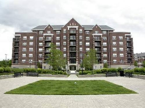 410 W Mahogany Unit 304, Palatine, IL 60067
