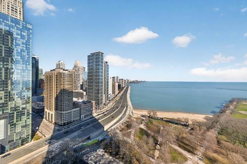 505 N Lake Shore Unit 2711, Chicago, IL 60611