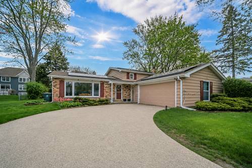 401 Greentree, Libertyville, IL 60048