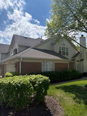 1602 Columbia Unit 4, Bartlett, IL 60103