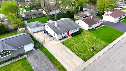 117 Cordova, Carpentersville, IL 60110