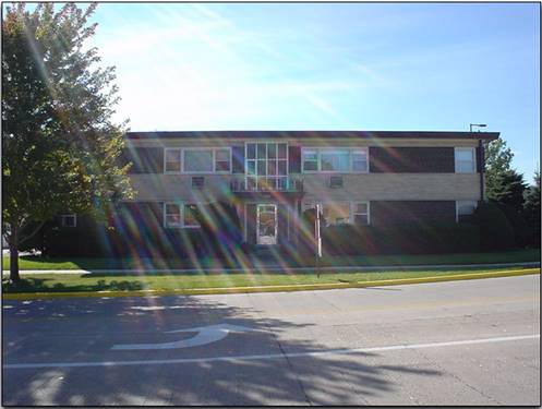 10351 Canterbury Unit 2E, Westchester, IL 60154