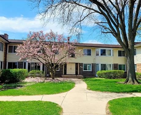 3030 Roberts Unit 5, Woodridge, IL 60517