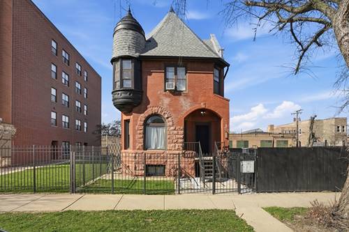 3248 W Maypole, Chicago, IL 60624