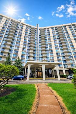 40 N Tower Unit 6G, Oak Brook, IL 60523