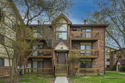 425 Berkshire Unit 16, Crystal Lake, IL 60014