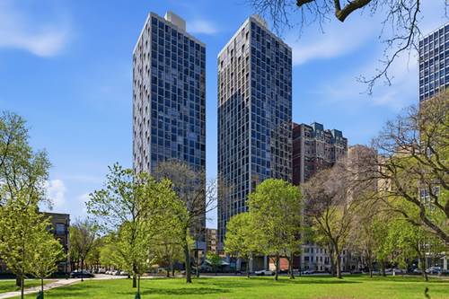 345 W Fullerton Unit 2406, Chicago, IL 60614