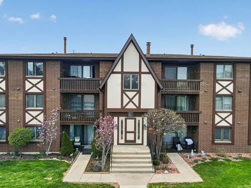 10571 Palos Unit B, Palos Hills, IL 60465