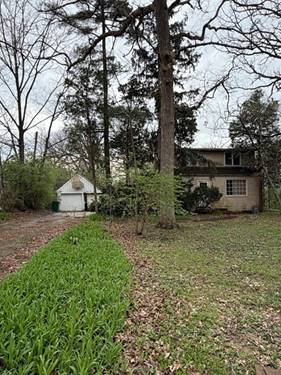11407 Hiawatha, Indian Head Park, IL 60525