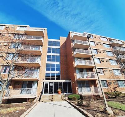 2211 S Stewart Unit 4A, Lombard, IL 60148
