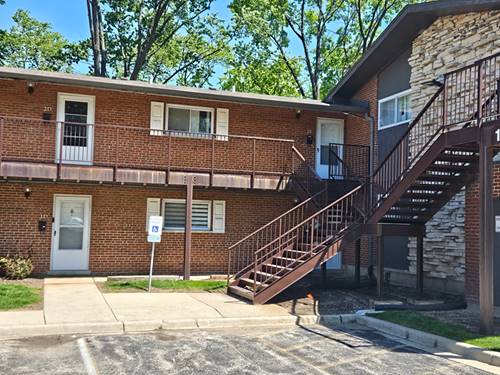 1910 W Hatherleigh Unit 2E, Mount Prospect, IL 60056