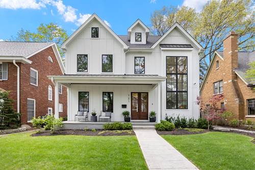 121 N Julian, Naperville, IL 60540