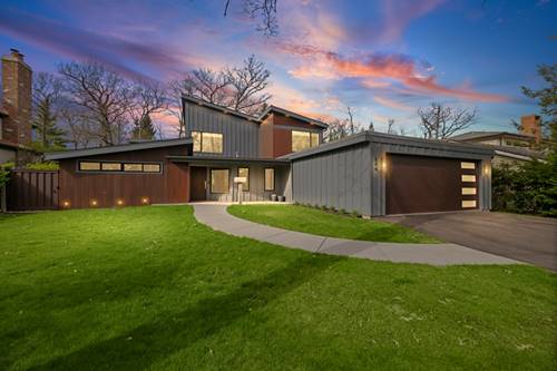 344 E Witchwood, Lake Bluff, IL 60044