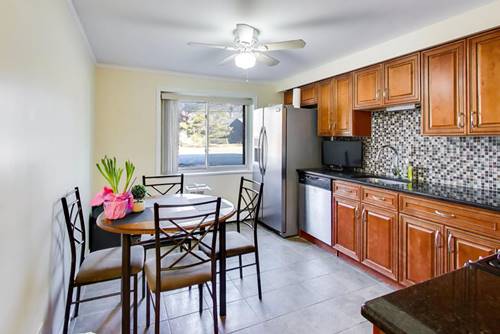 7410 W 111th Unit 310, Worth, IL 60482