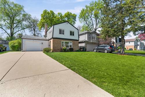 627 E Davis, Arlington Heights, IL 60005