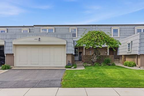 670 Versailles Unit D, Elk Grove Village, IL 60007