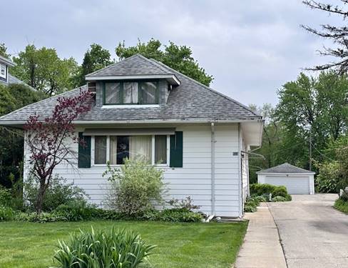 377 Blackhawk, Riverside, IL 60546